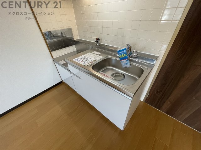 壁付けキッチンでスペースを有効活用できます！