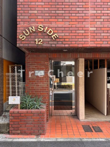 SUNSIDE12(サンサイドトゥエルブ)のエントランス