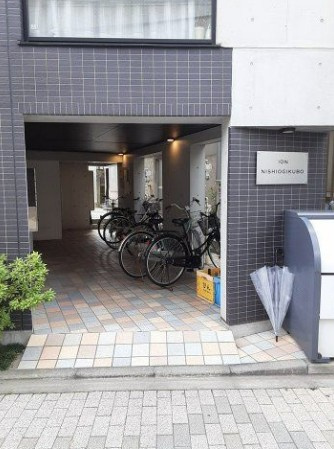 ｉＯＮ西荻窪のエントランス