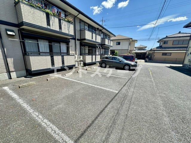 セジュールフジの駐車場|高崎、前橋のお部屋探しはエンドスケープまで！お客様の理想お聞かせ下さい♪