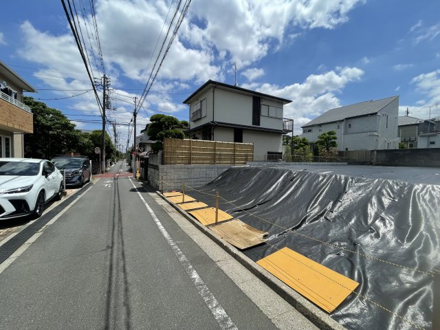 練馬区富士見台3丁目 全2区画 A区画の前面道路含む現地写真|前面道路約4.0.ｍ公道に面する整形地
公園や保育園、小学校も近く子育てファミリーに嬉しい住環境です
