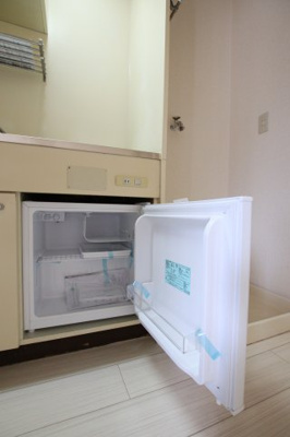 【設備】 | サンセルジュ深井 | ミニミニ冷蔵庫