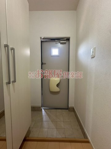グレイシャス髙尾Cの玄関|毎日通る玄関はこちらです