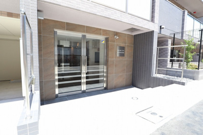 【エントランス】 | SQUARE CITY KITAMAGOME