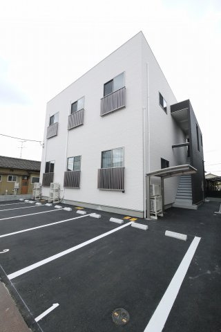 スカイガーデン福富西の駐車場