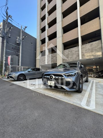LIBTH天神東Ⅱ　博多小学校区の駐車場