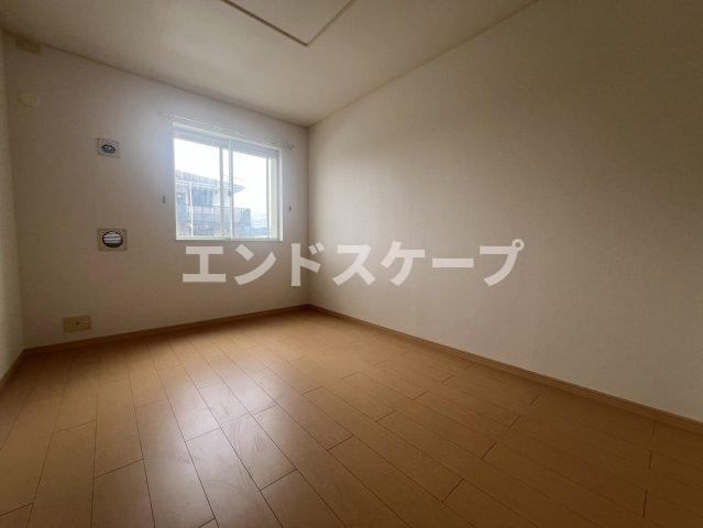 グローリーⅢの洋室|高崎、前橋のお部屋探しはエンドスケープまで！お客様の理想お聞かせ下さい♪