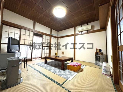 【居間・リビング】 | 【中古住宅】横手市平鹿町浅舞字浅舞