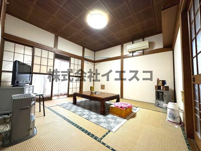 【居間・リビング】 | 【中古住宅】横手市平鹿町浅舞字浅舞