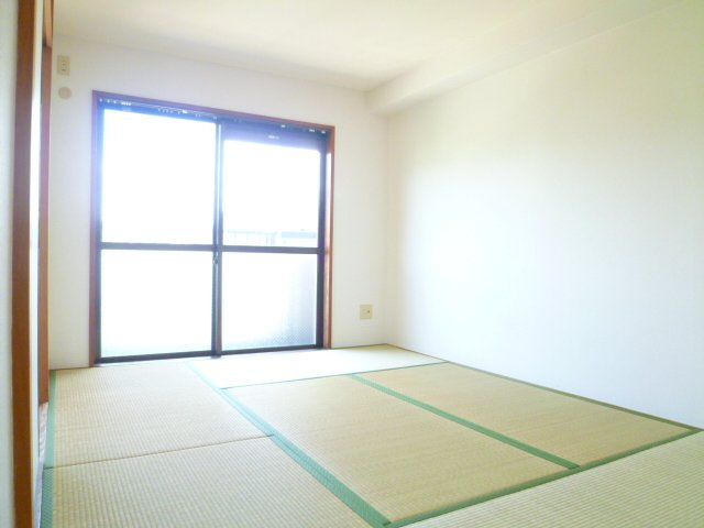 和室を洋室６帖(1)に変更予定。エアコンはご自身で設置可能♪