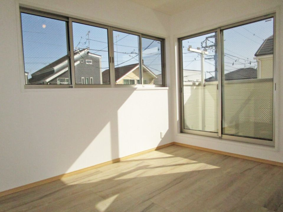 南区東林間6丁目　中古戸建」の洋室|使い勝手のいい洋室です
