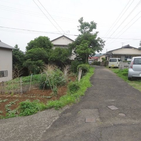 原分町売土地の前面道路含む現地写真