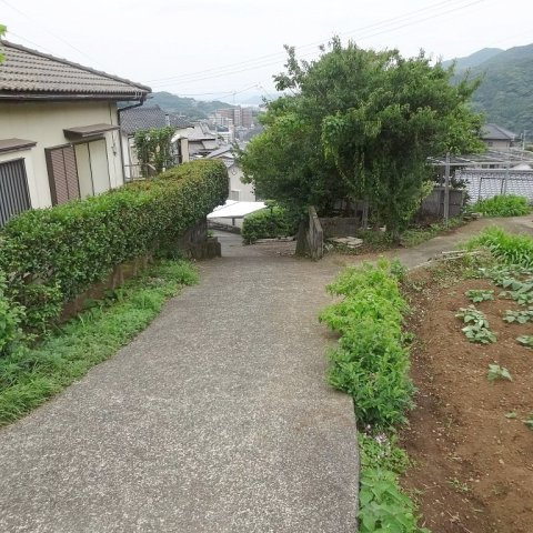 原分町売土地の前面道路含む現地写真