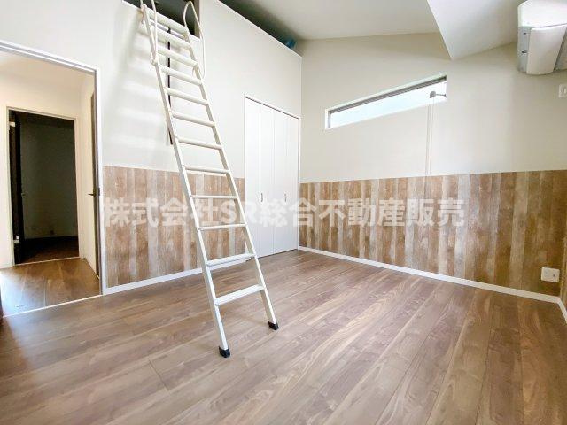 寺前町1丁目中古戸建の子供部屋|ゆったりした子供部屋です