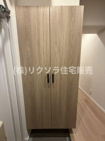 エバーグリーン門真の収納|シューズボックス
■物件内覧・資金計画相談・住宅ローン相談、リフォーム相談、お問合せ受付中■
※当日・翌日のご内覧、ご相談はお電話でのお問合せがスムーズです！