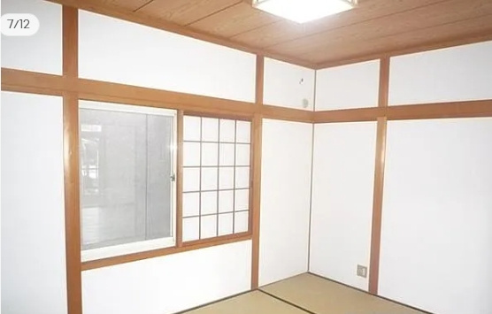 岩出市岡田の和室