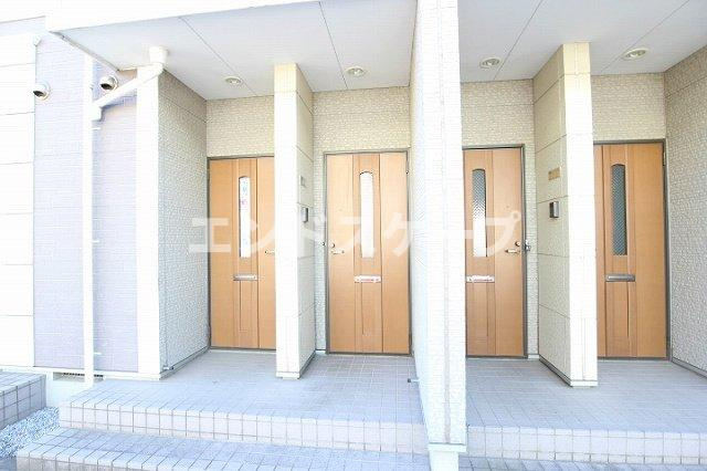 サンブロードのエントランス|高崎、前橋のお部屋探しはエンドスケープまで！お客様の理想お聞かせ下さい♪