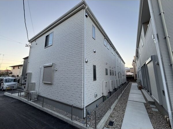 リーブルファイン日比津町2号棟のエントランス