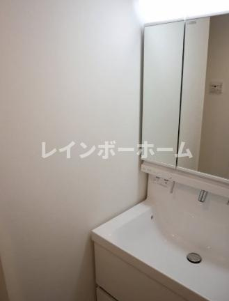 Spica House与野本町の独立洗面台