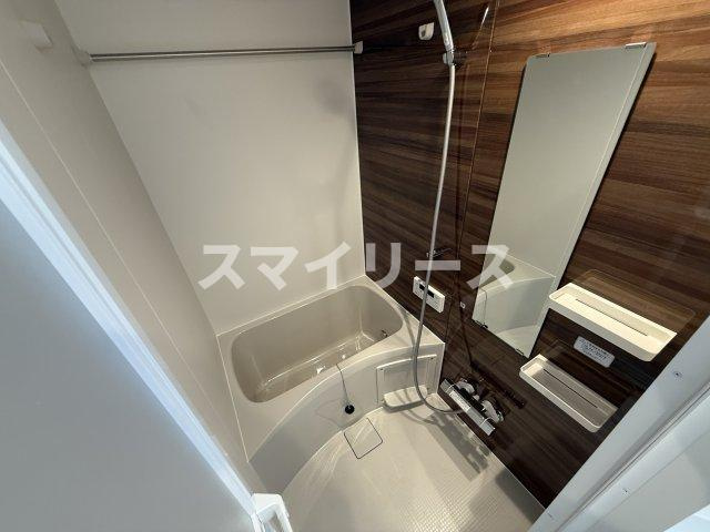 メゾン・ドゥ・アッシュ柏の葉の浴室