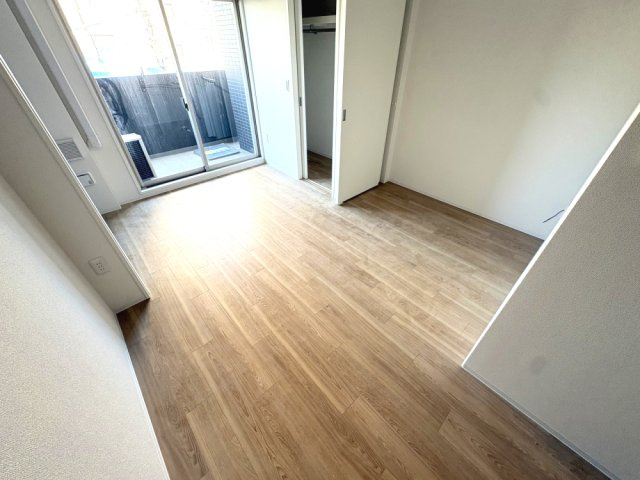 【洋室】プレリスＮＥＯ大阪十三エルヴィオン