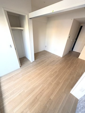 【寝室】プレリスＮＥＯ大阪十三エルヴィオン