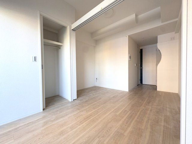 【寝室】プレリスＮＥＯ大阪十三エルヴィオン