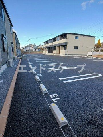 プレッソ高崎Ｆの駐車場|高崎、前橋のお部屋探しはエンドスケープまで！お客様の理想お聞かせ下さい♪