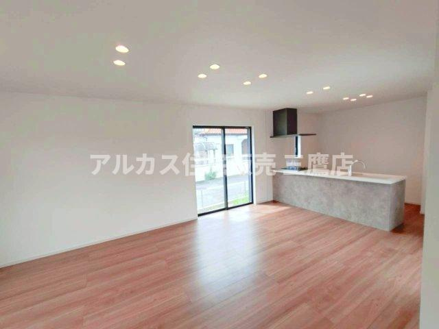府中市分梅町5丁目　京王線　分倍河原駅　新築戸建の居間・リビング