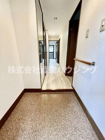 コート・サンファインの玄関