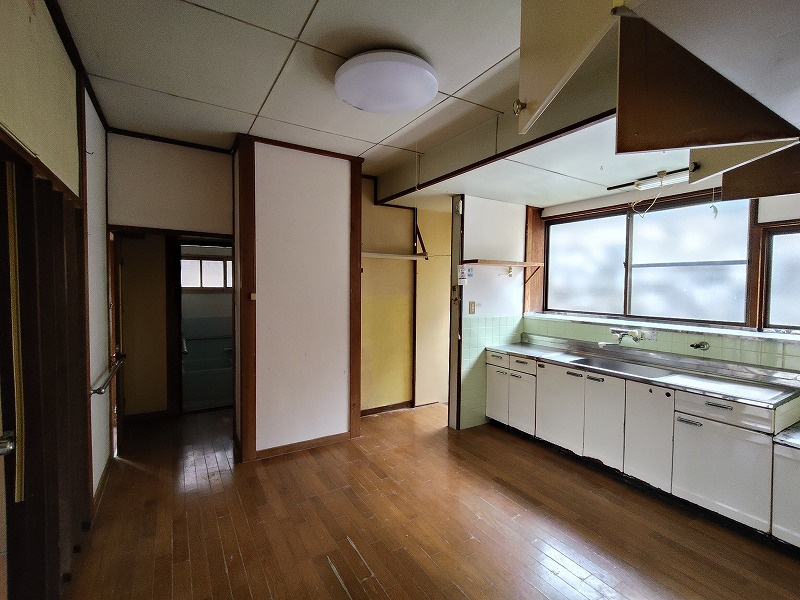 松瀬町平家建てのキッチン