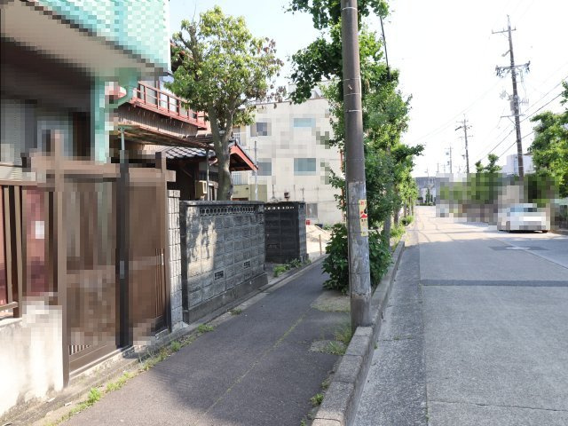 【前面道路含む現地写真】の画像