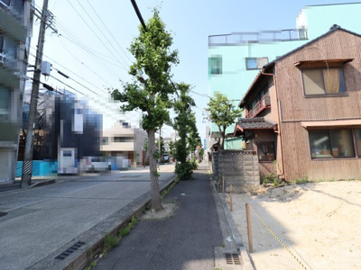 【前面道路含む現地写真】 | 岡崎市松本町1丁目土地