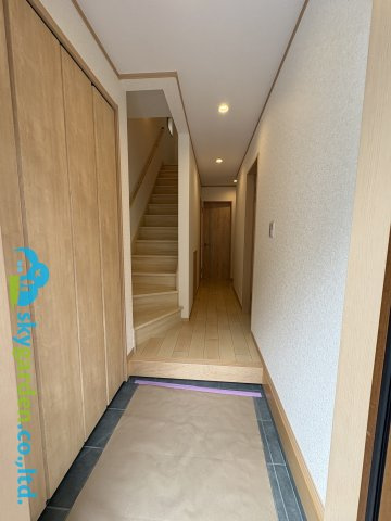 藤沢市大鋸　新築戸建　全３棟B号棟の玄関|毎日通る玄関はこちらです