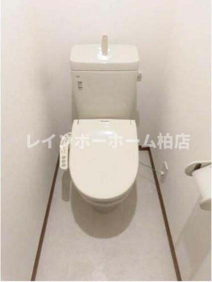 特典：仲介手数料が無料です!!のトイレ|温水洗浄便座です