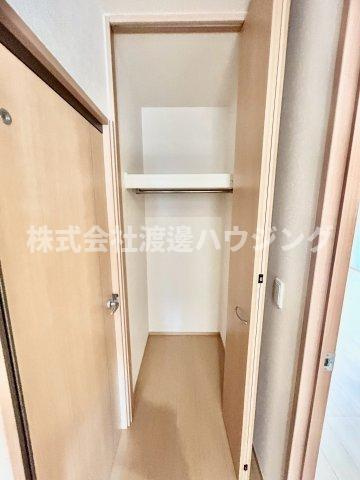 コーポラスツツミE棟の収納