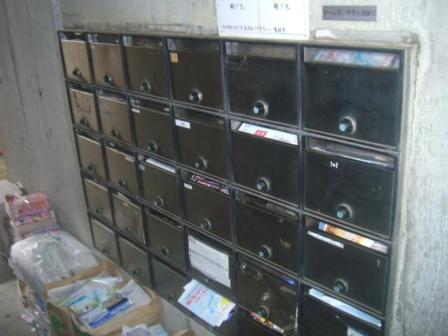 ダイヤル式メールボックス