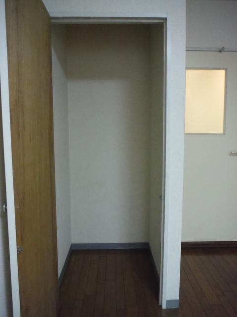 クローゼット内