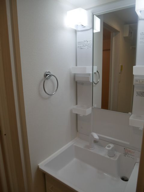 ＣＢ大宮サルースの洗面所