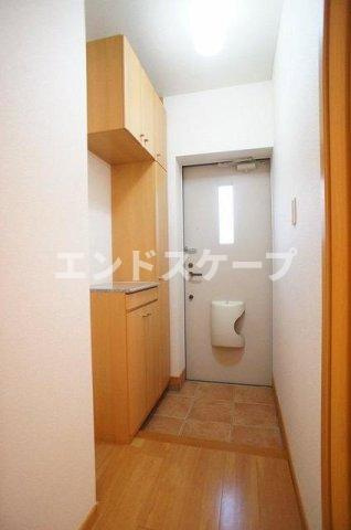 グレィスの玄関|高崎、前橋のお部屋探しはエンドスケープまで！お客様の理想お聞かせ下さい♪