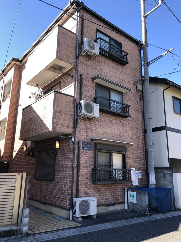 イーストパレス