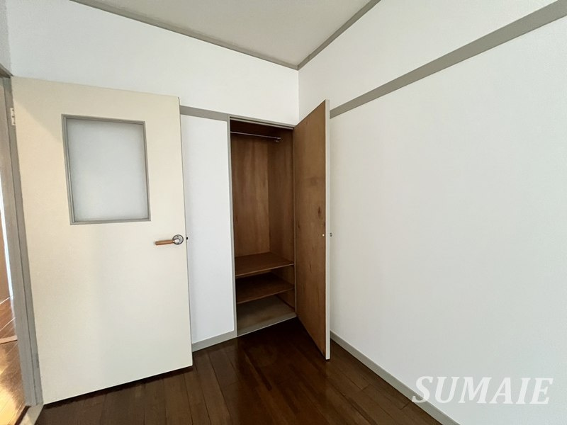 シャルマン島村の収納