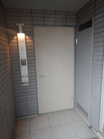 プレスティージュ目黒東山の玄関
