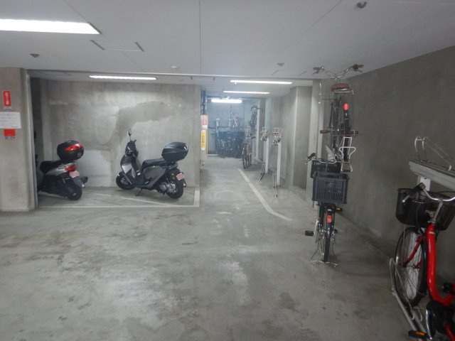 プレスティージュ目黒東山の駐輪場