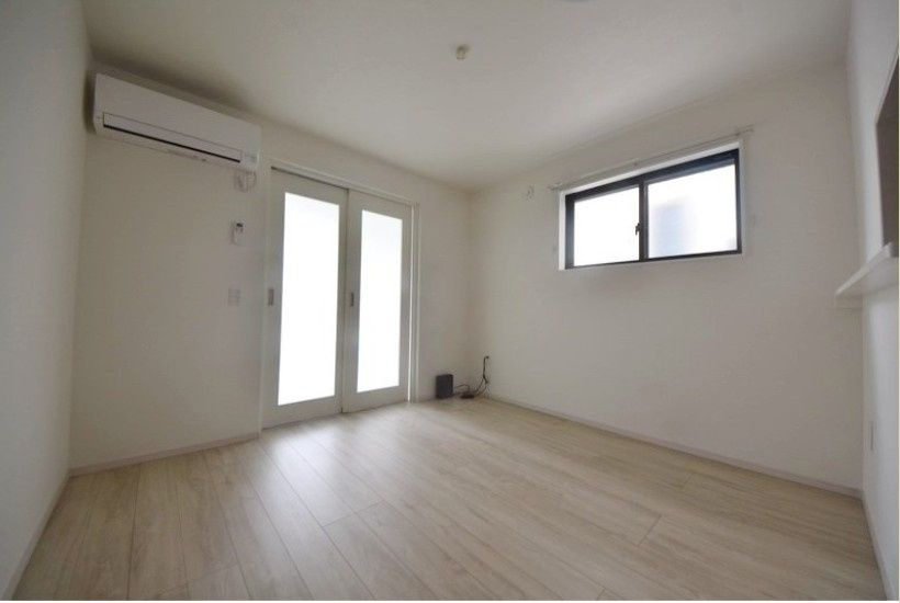  KEIAI RESIDENCE 西大宮Ⅱの居間・リビング|同施工別物件
