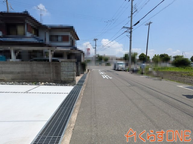 【前面道路含む現地写真】 | 姫路市飾磨区今在家３丁目／全1棟