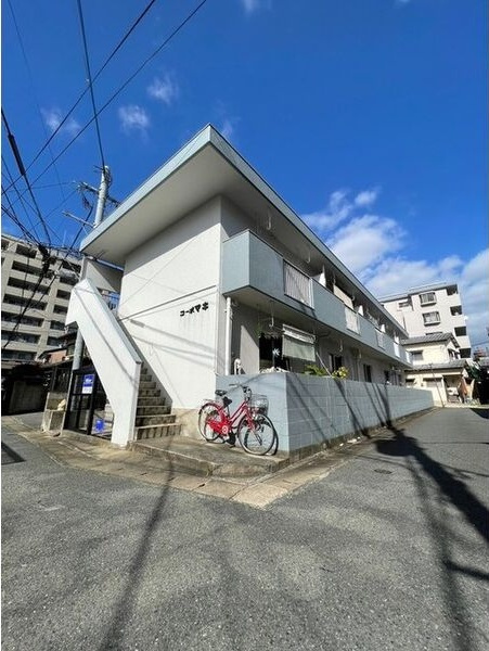 コーポマキのエントランス