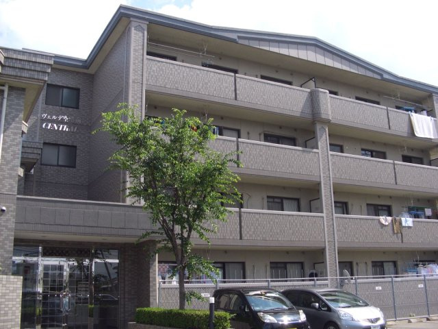 ヴェルデ空港前セントラル　席田小学校区の外観|ヴェルデ空港前セントラル