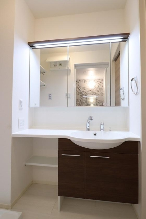 Casa Hermosaの洗面所