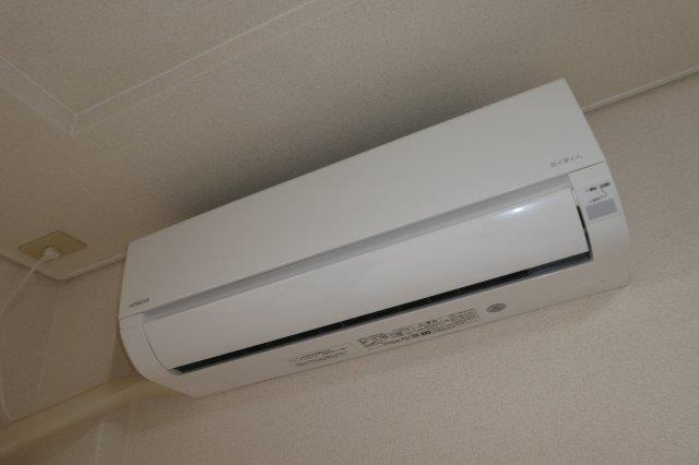 ニューエクセル三宅Ｄの設備|エアコン